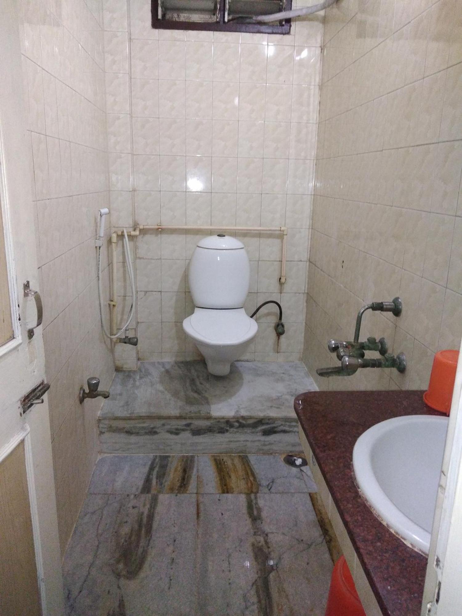 Grand Tower Chennai Hotel Стая снимка