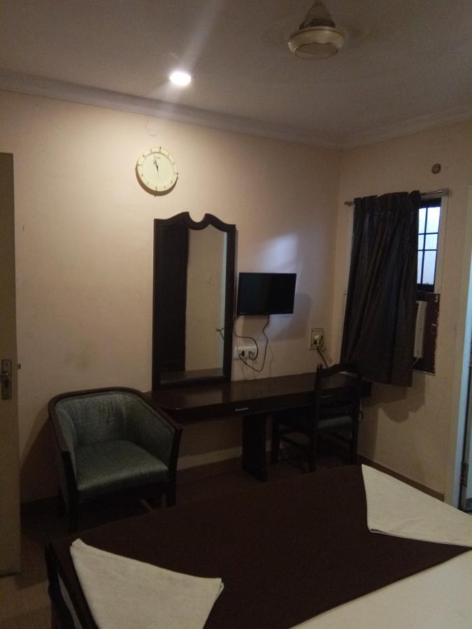 Grand Tower Chennai Hotel Екстериор снимка